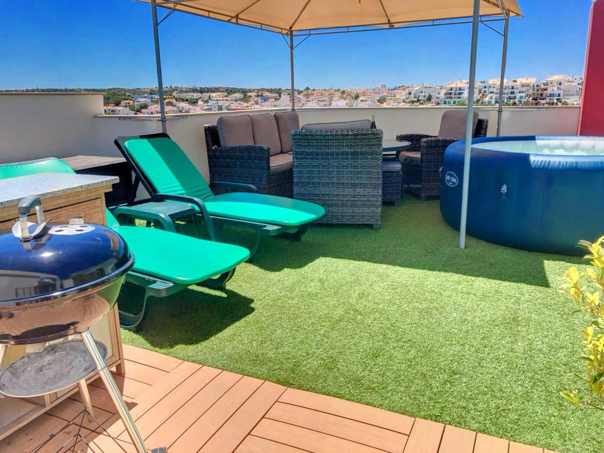 Apartment Alpha - 2 Bedrooms, Private Rooftop Patio With Hot Tub, Bbq And View Ferragudo  Extérieur photo